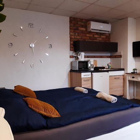 Ady Apartman Tata Exterior photo