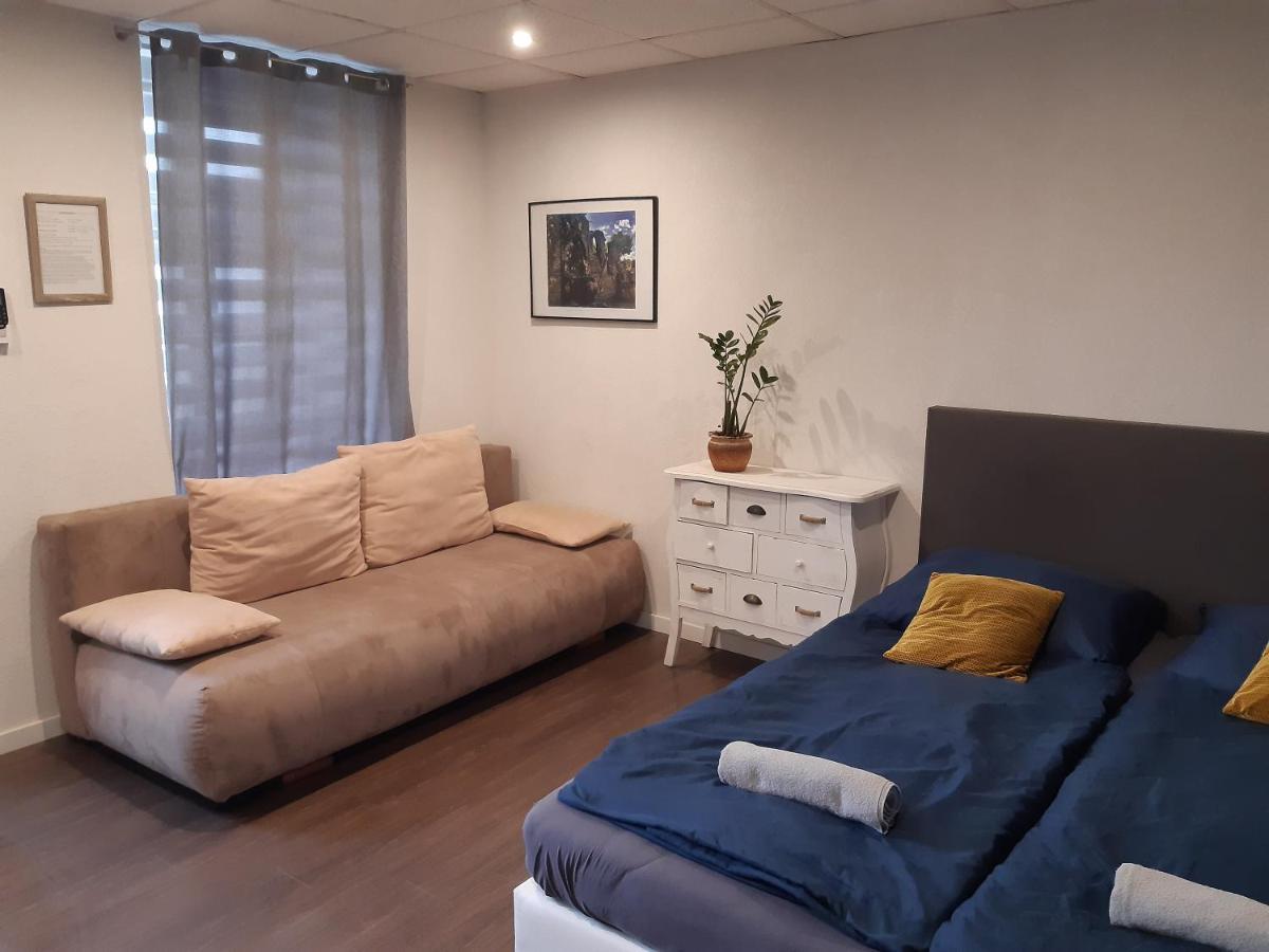 Ady Apartman Tata Exterior photo